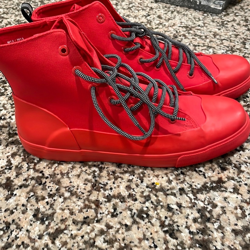COPY - NWT hunter/target wayer repellent canvas sneakers